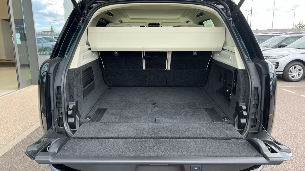Used Land Rover Range Rover 2023 for sale - 76458990: Photo 10