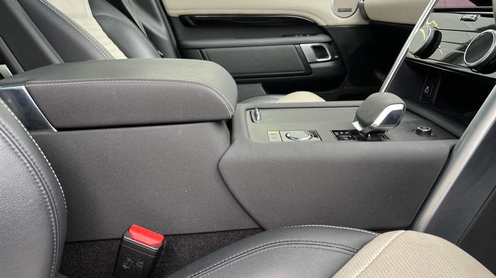 Used Land Rover Discovery 2022 for sale - 76954328: Photo 22