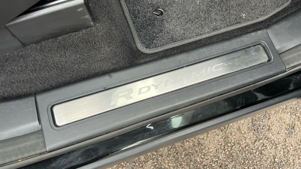 Used Land Rover Discovery 2022 for sale - 76954328: Photo 24