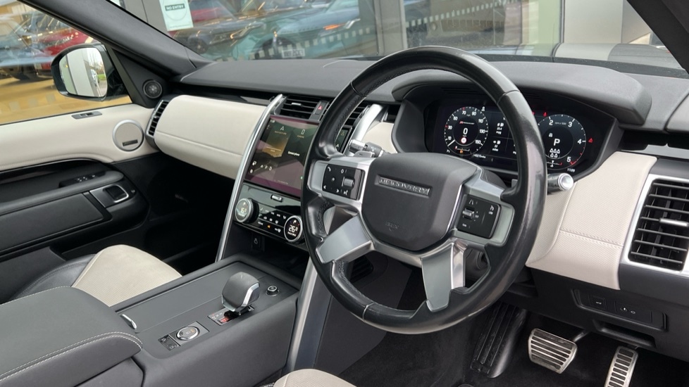 Used Land Rover Discovery 2022 for sale - 76954328: Photo 28
