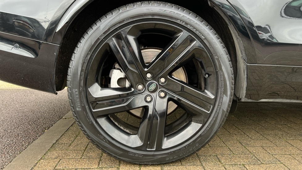 Used Land Rover Discovery 2022 for sale - 76954328: Photo 31