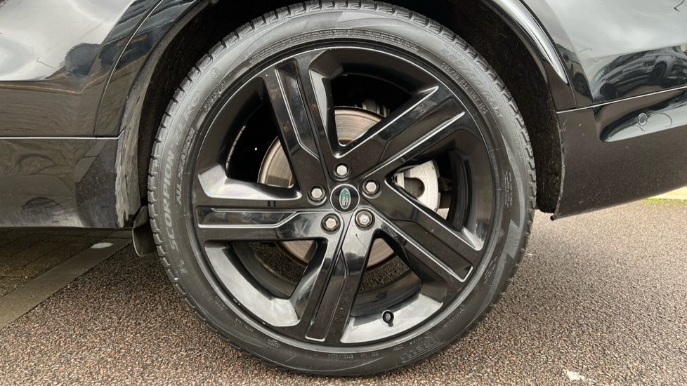 Used Land Rover Discovery 2022 for sale - 76954328: Photo 33