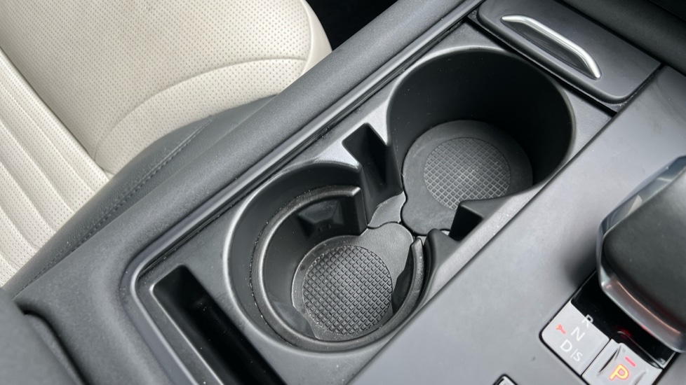 Used Land Rover Discovery 2022 for sale - 76954328: Photo 44