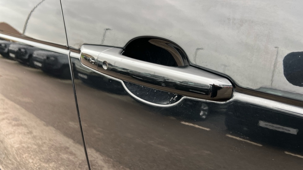 Used Land Rover Discovery 2022 for sale - 76954328: Photo 49