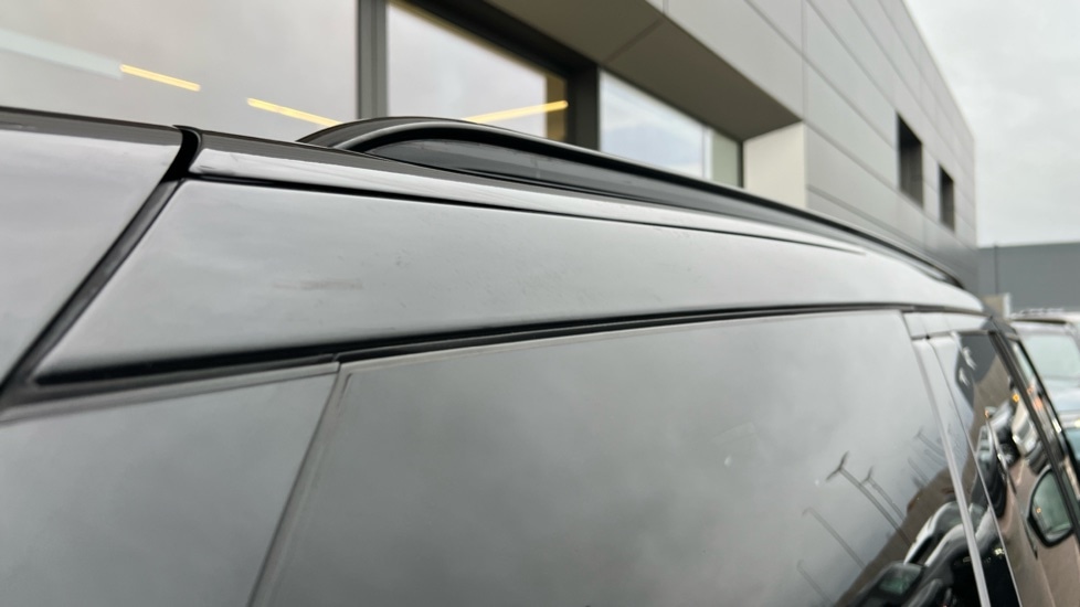 Used Land Rover Discovery 2022 for sale - 76954328: Photo 54