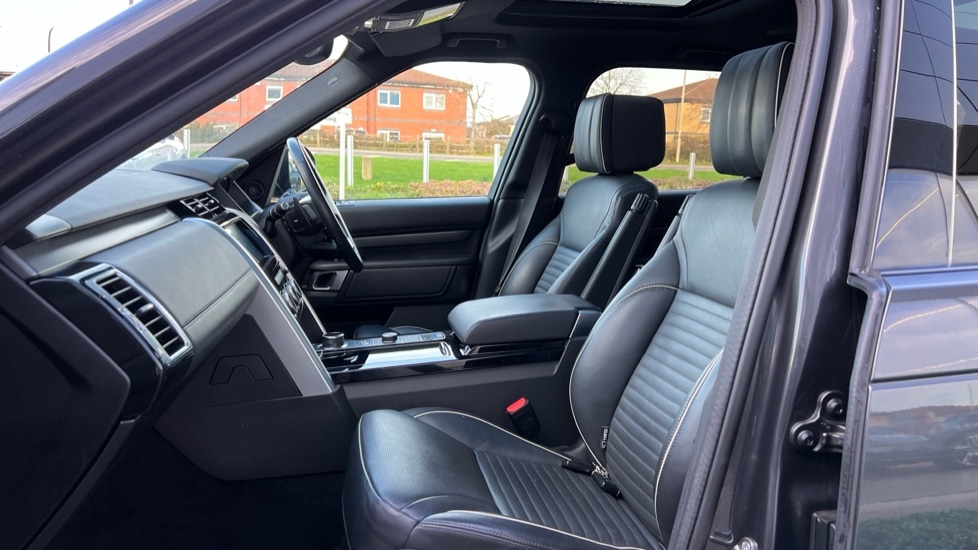 Used Land Rover Discovery 2020 for sale - 76874919: Photo 3