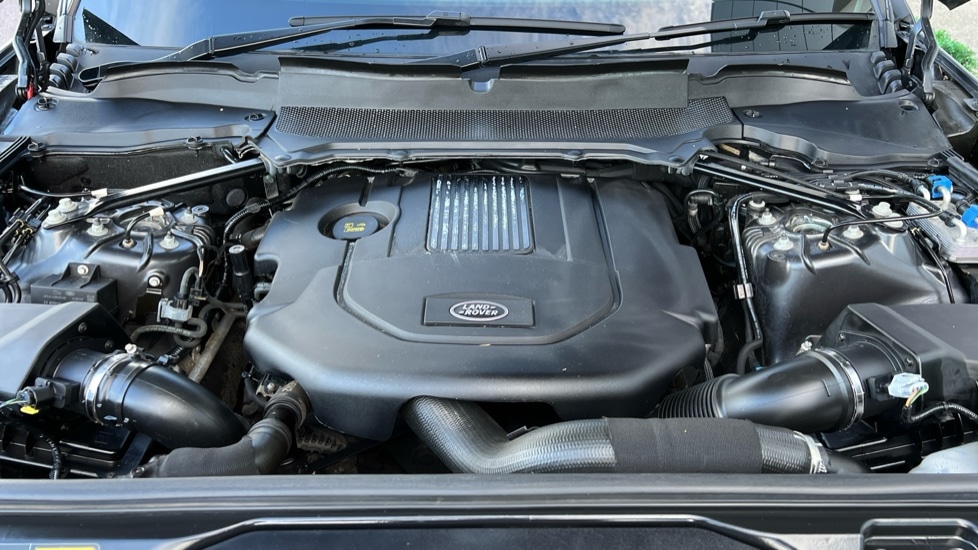 Used Land Rover Discovery 2020 for sale - 76874919: Photo 30