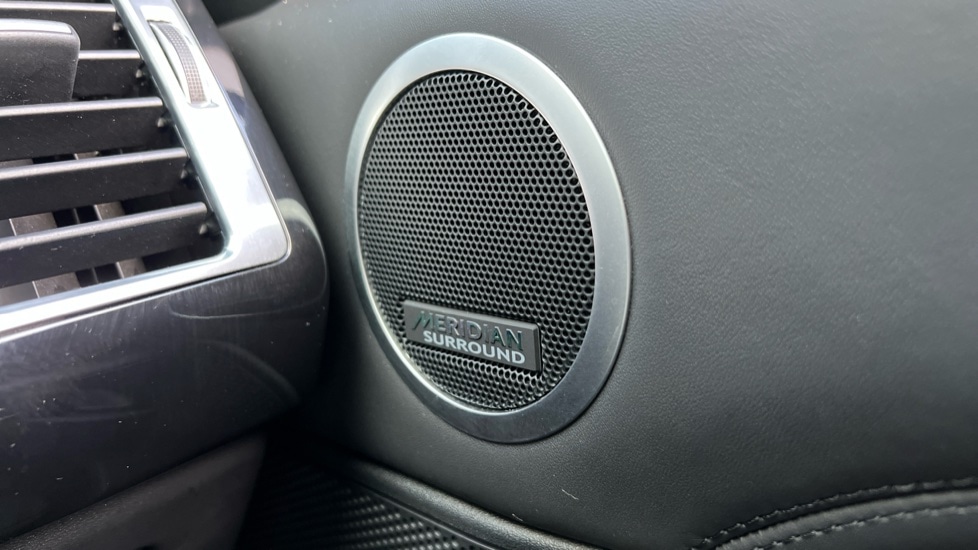 Used Land Rover Discovery 2020 for sale - 76874919: Photo 49