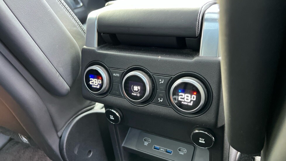 Used Land Rover Discovery 2020 for sale - 76874919: Photo 51