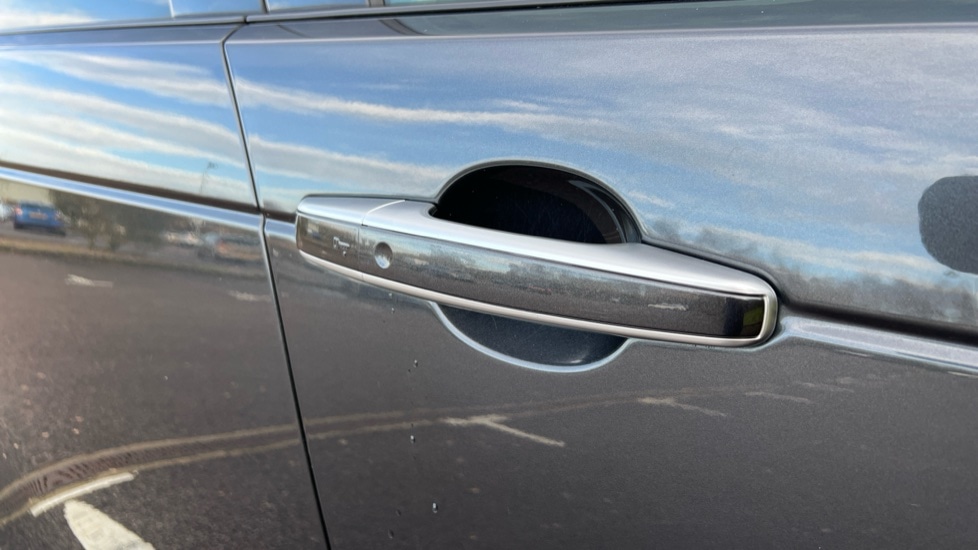 Used Land Rover Discovery 2020 for sale - 76874919: Photo 55