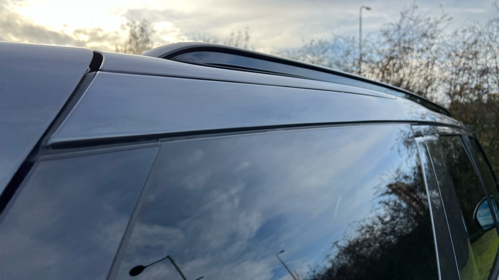 Used Land Rover Discovery 2020 for sale - 76874919: Photo 60