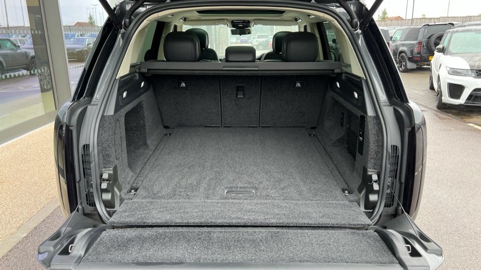 Used Land Rover Range Rover 2024 for sale - 75738484: Photo 10