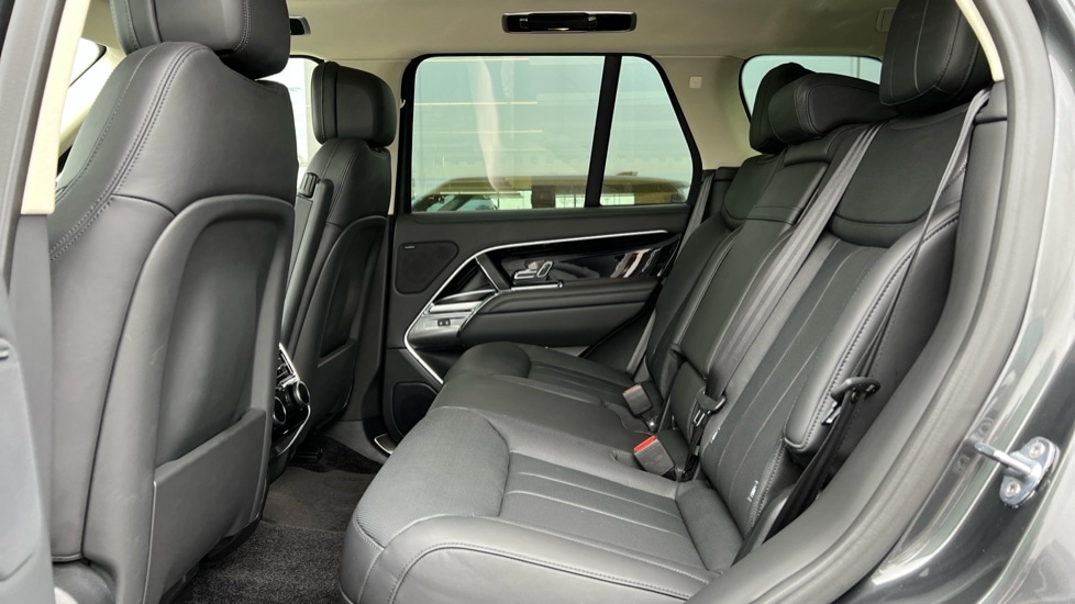 Used Land Rover Range Rover 2024 for sale - 75738484: Photo 4