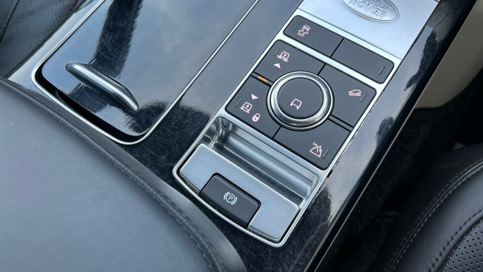 Used Land Rover Range Rover 2021 for sale - 76869732: Photo 45