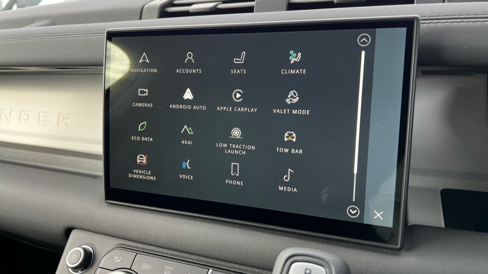 Used Land Rover Defender 2025 for sale - 76410614: Photo 41