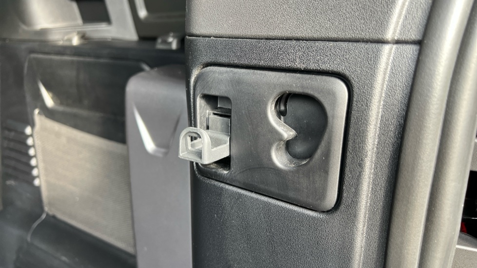 Used Land Rover Defender 2025 for sale - 76410614: Photo 55