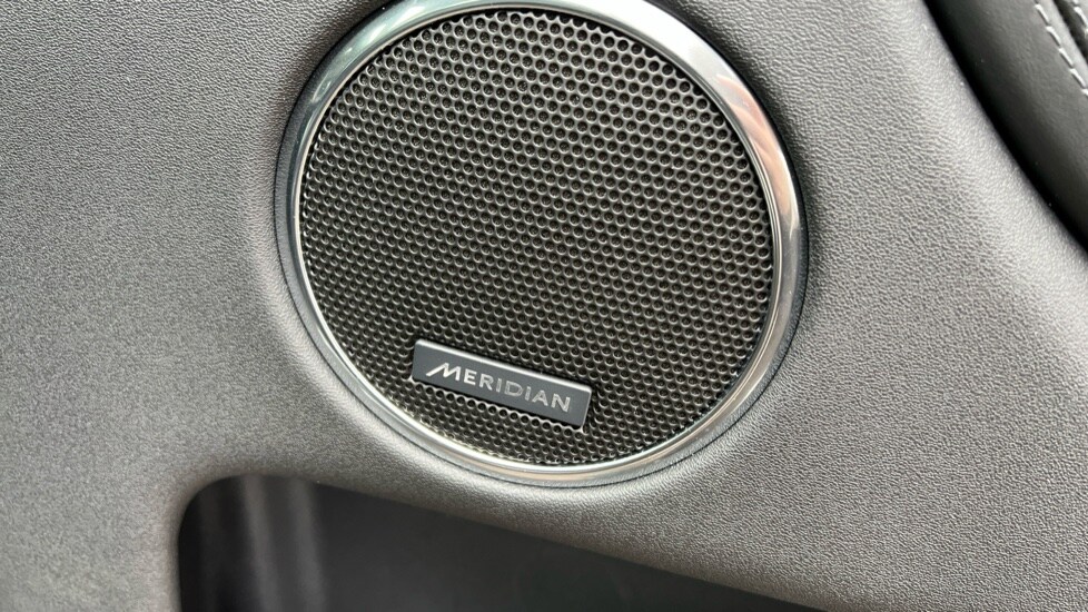 Used Land Rover Discovery Sport 2025 for sale - 76869805: Photo 46