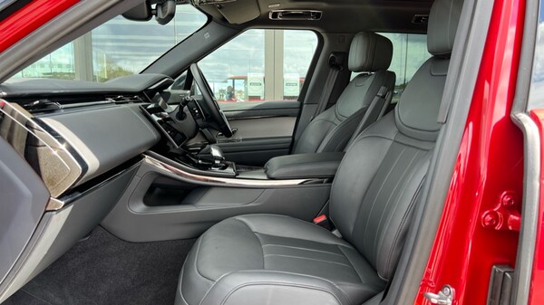 Used Land Rover Range Rover Sport 2024 for sale - 75660395: Photo 3