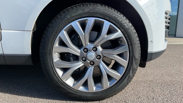 Used Land Rover Range Rover 2019 for sale - 76140168: Photo 8