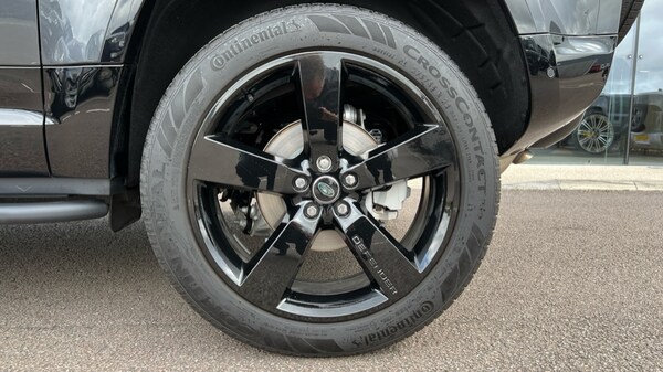 Used Land Rover Defender 2025 for sale - 76086705: Photo 33