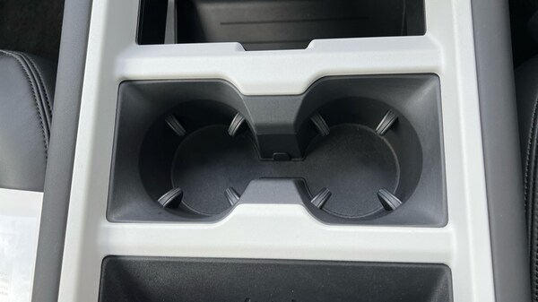 Used Land Rover Defender 2025 for sale - 76086705: Photo 46