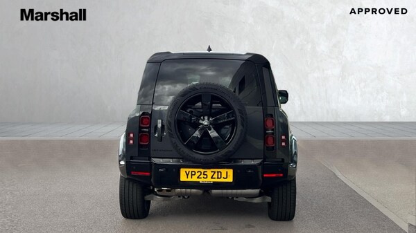 Used Land Rover Defender 2025 for sale - 76086705: Photo 6