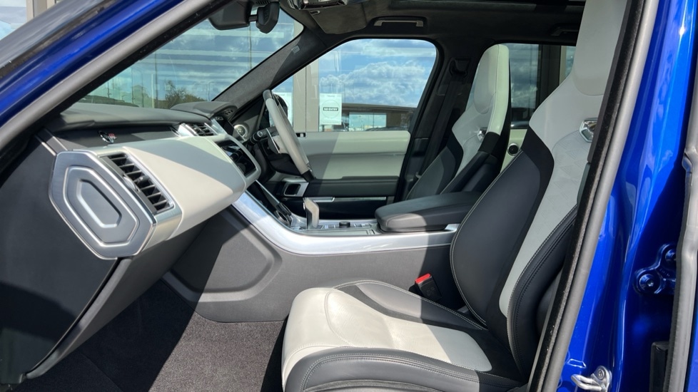 Used Land Rover Range Rover Sport 2021 for sale - 77042863: Photo 3