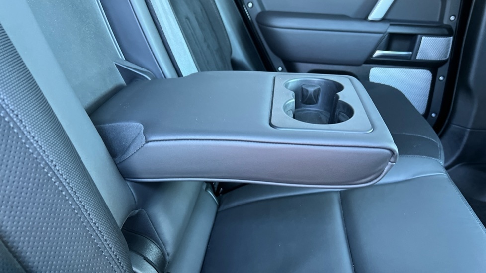 Used Land Rover Defender 2023 for sale - 77057908: Photo 54