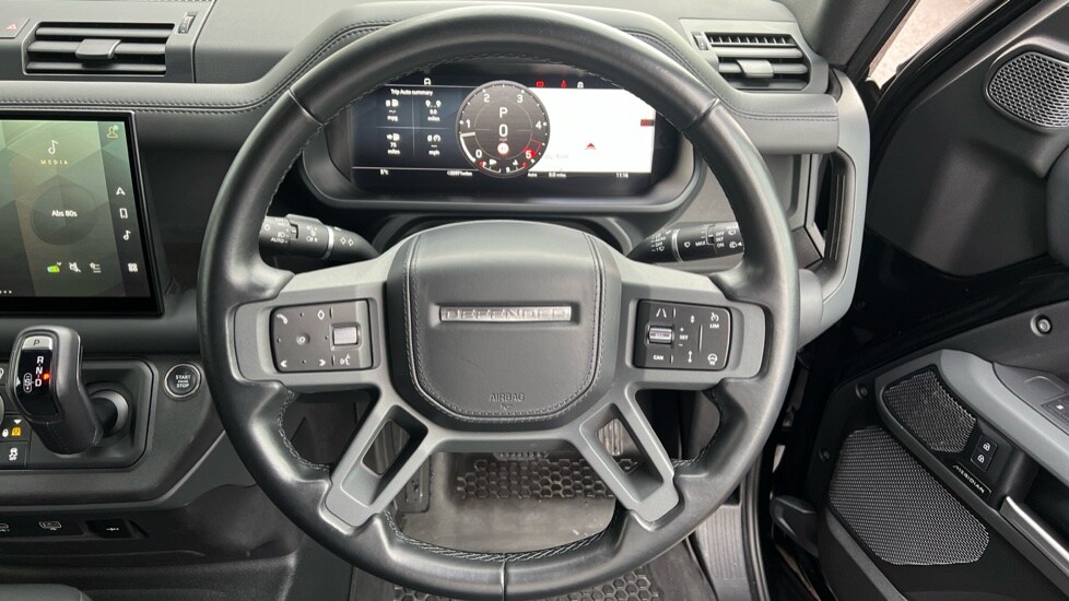 Used Land Rover Defender 2023 for sale - 76575083: Photo 15