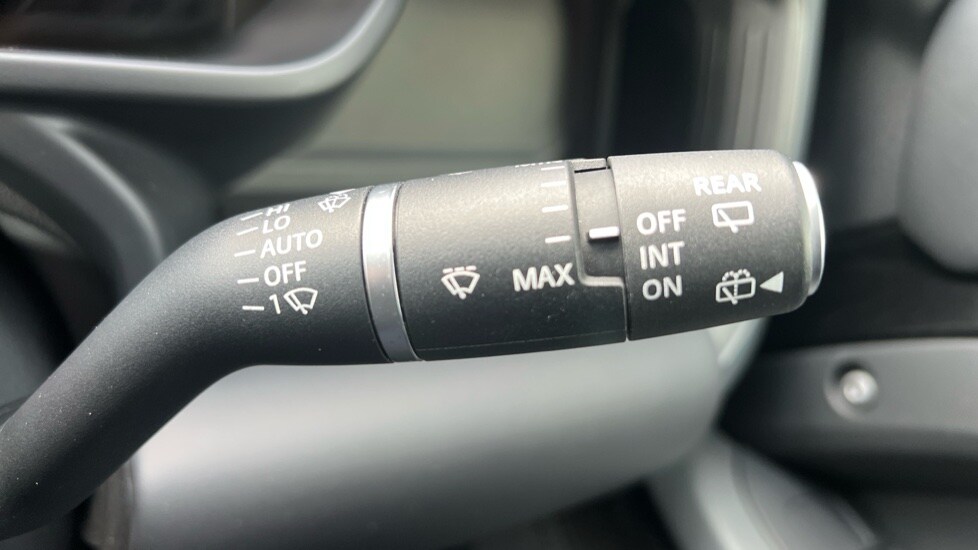 Used Land Rover Defender 2023 for sale - 76575083: Photo 36