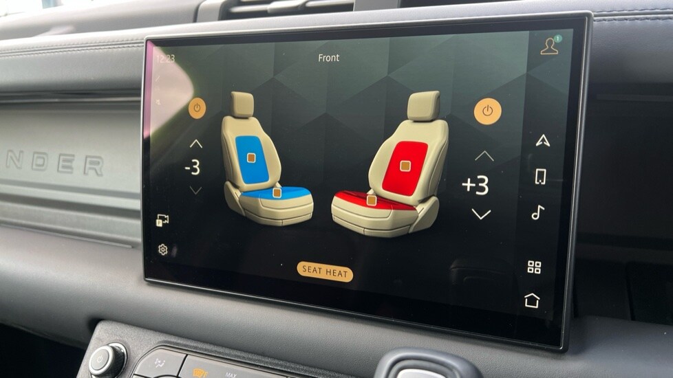 Used Land Rover Defender 2023 for sale - 76575083: Photo 40