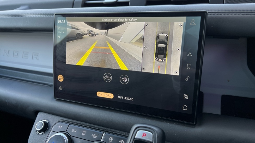 Used Land Rover Defender 2024 for sale - 76871543: Photo 12