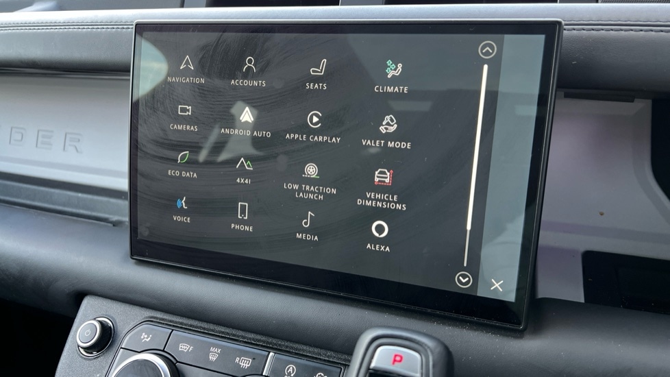 Used Land Rover Defender 2024 for sale - 76871543: Photo 41