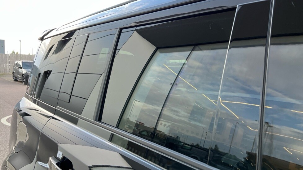 Used Land Rover Defender 2024 for sale - 76871543: Photo 48