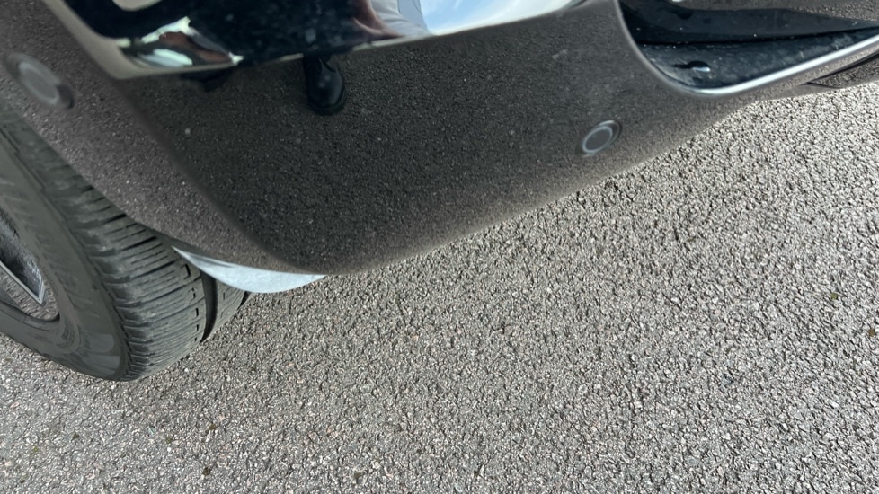 Used Land Rover Defender 2024 for sale - 76871543: Photo 50