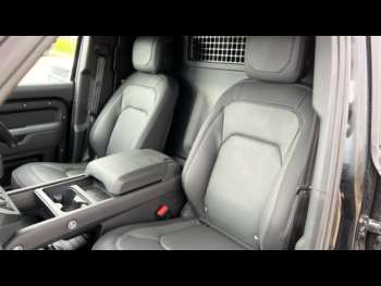 Used Land Rover Defender 2023 for sale - 74997383: Photo