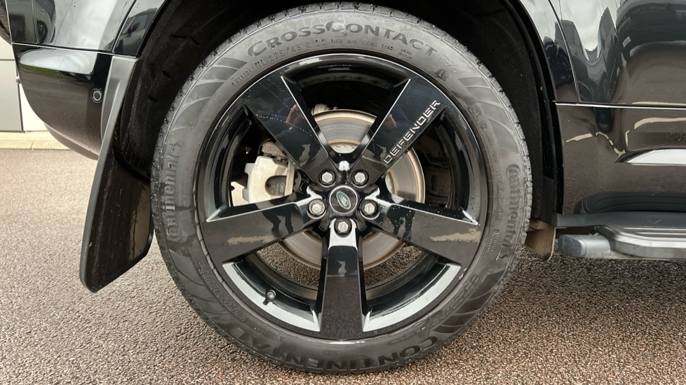 Used Land Rover Defender 2024 for sale - 76966787: Photo 31