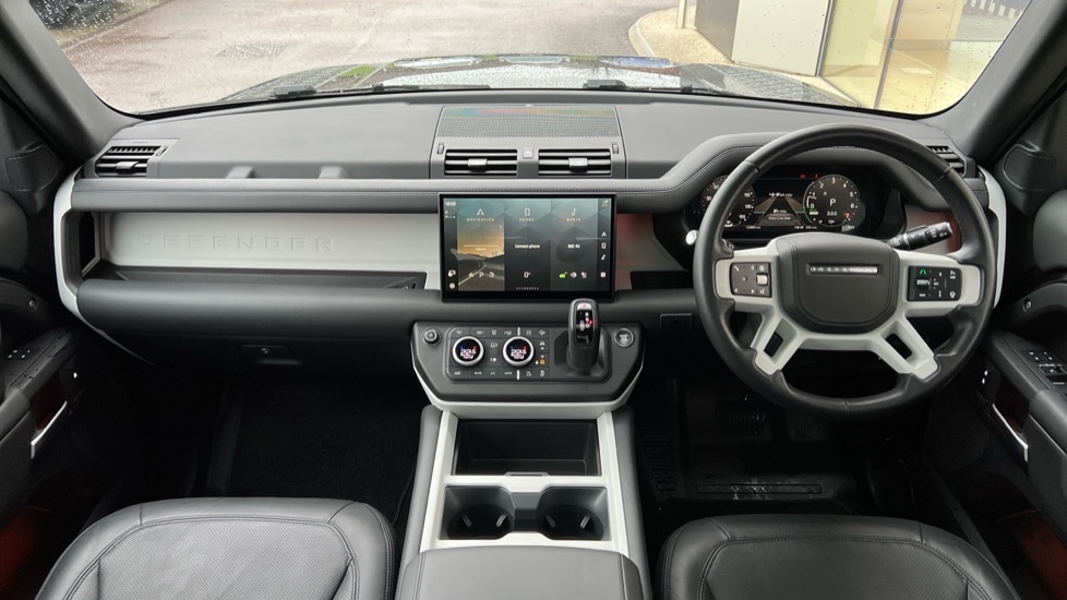 Used Land Rover Defender 2024 for sale - 76966787: Photo 9