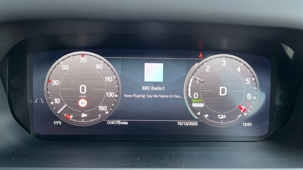 Used Land Rover Defender 2024 for sale - 76937533: Photo 16