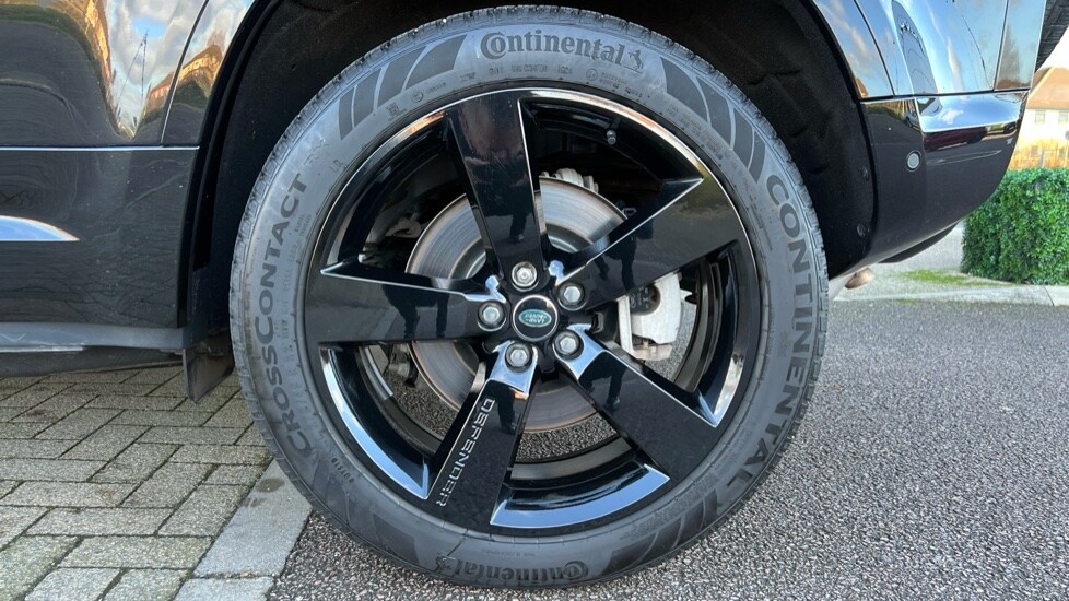 Used Land Rover Defender 2024 for sale - 76937533: Photo 33