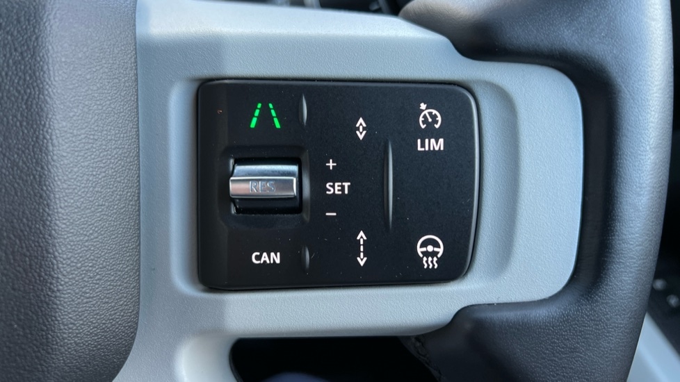 Used Land Rover Defender 2024 for sale - 76937533: Photo 38