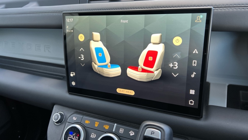 Used Land Rover Defender 2024 for sale - 76937533: Photo 45