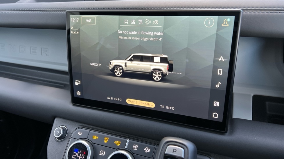 Used Land Rover Defender 2024 for sale - 76937533: Photo 46