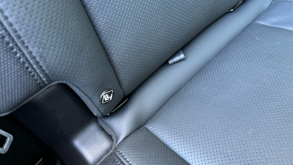 Used Land Rover Defender 2024 for sale - 76937533: Photo 54