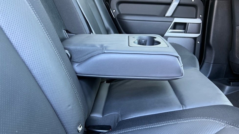 Used Land Rover Defender 2024 for sale - 76937533: Photo 55