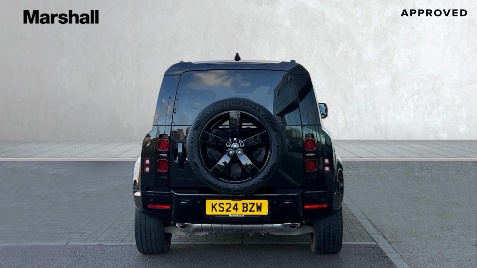 Used Land Rover Defender 2024 for sale - 76937533: Photo 6