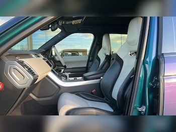 Used Land Rover Range Rover Sport 2018 for sale - 76589887: Photo