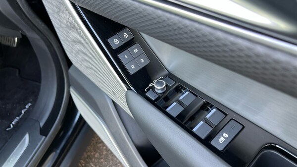 Used Land Rover Range Rover Velar 2021 for sale - 76203689: Photo 34