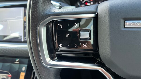 Used Land Rover Range Rover Velar 2021 for sale - 76203689: Photo 37
