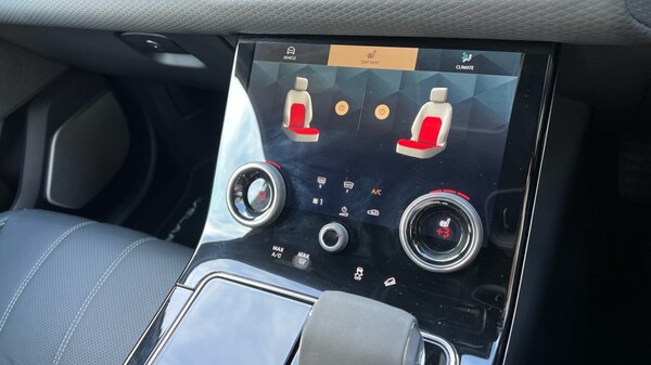 Used Land Rover Range Rover Velar 2021 for sale - 76203689: Photo 46